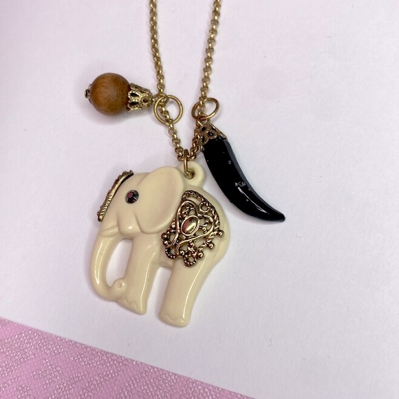 🌹 Set of 2 🌹 White Gold Elephant Pendant Necklace w/ Charms & Gold Toned Choker🌹 - Picture 5 of 16